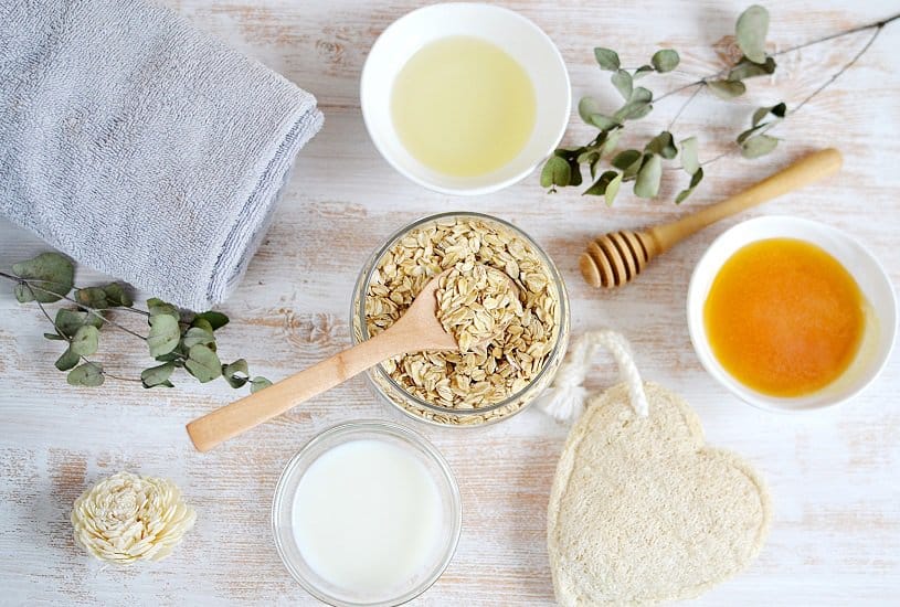 como fazer esfoliante caseiro com aveia e mel para pele sensível